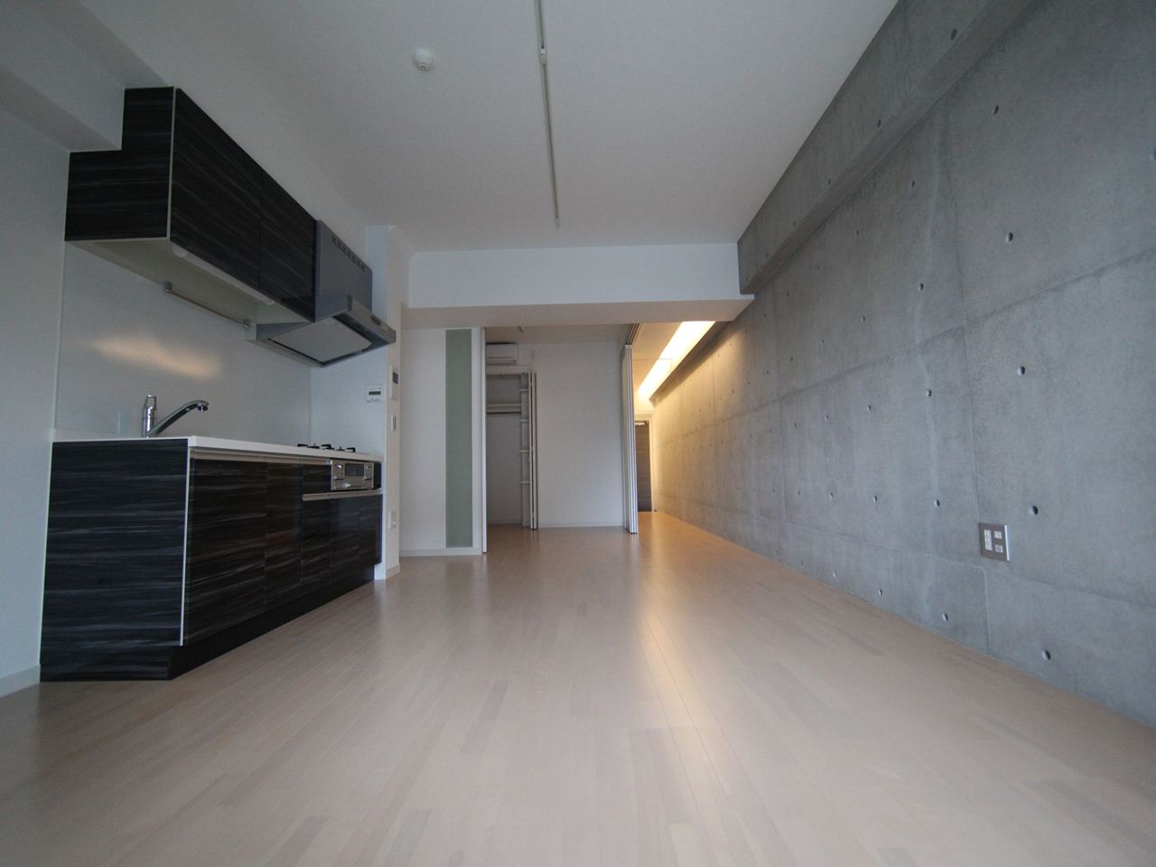 Other room space. Living 10.8 Pledge air-conditioned Image