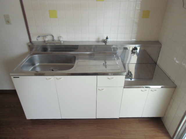 Kitchen. Gas stove installation Allowed type