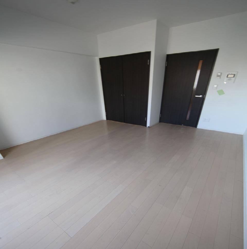 Living and room. Western-style 8.5 Pledge Storage rich have