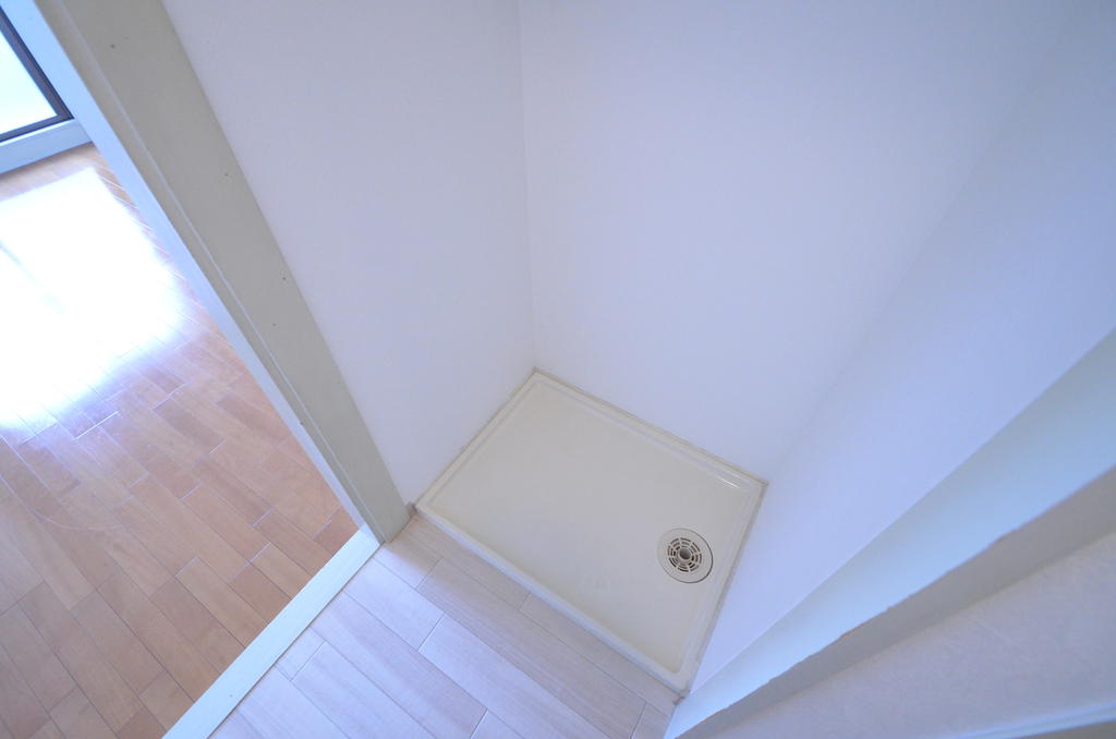 Other Equipment. Indoor laundry Area