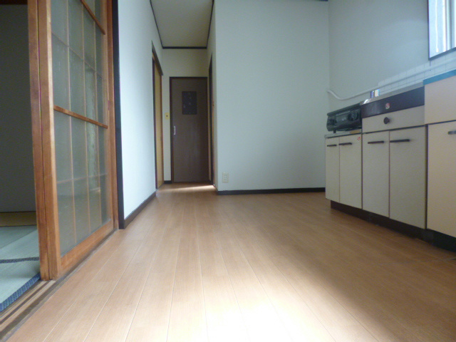 Living and room. DK6 Pledge