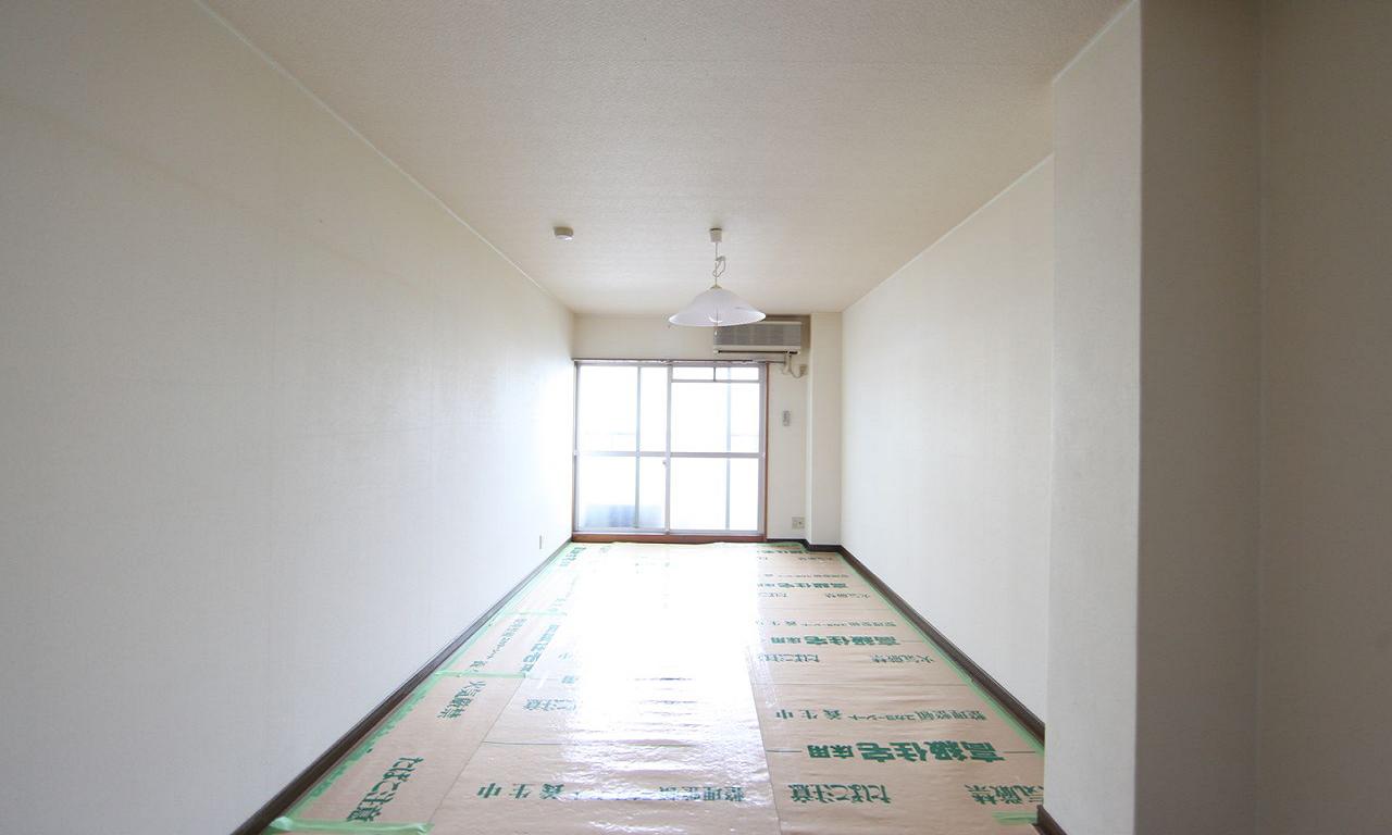 Other room space. Western-style 10 Pledge Air-conditioned