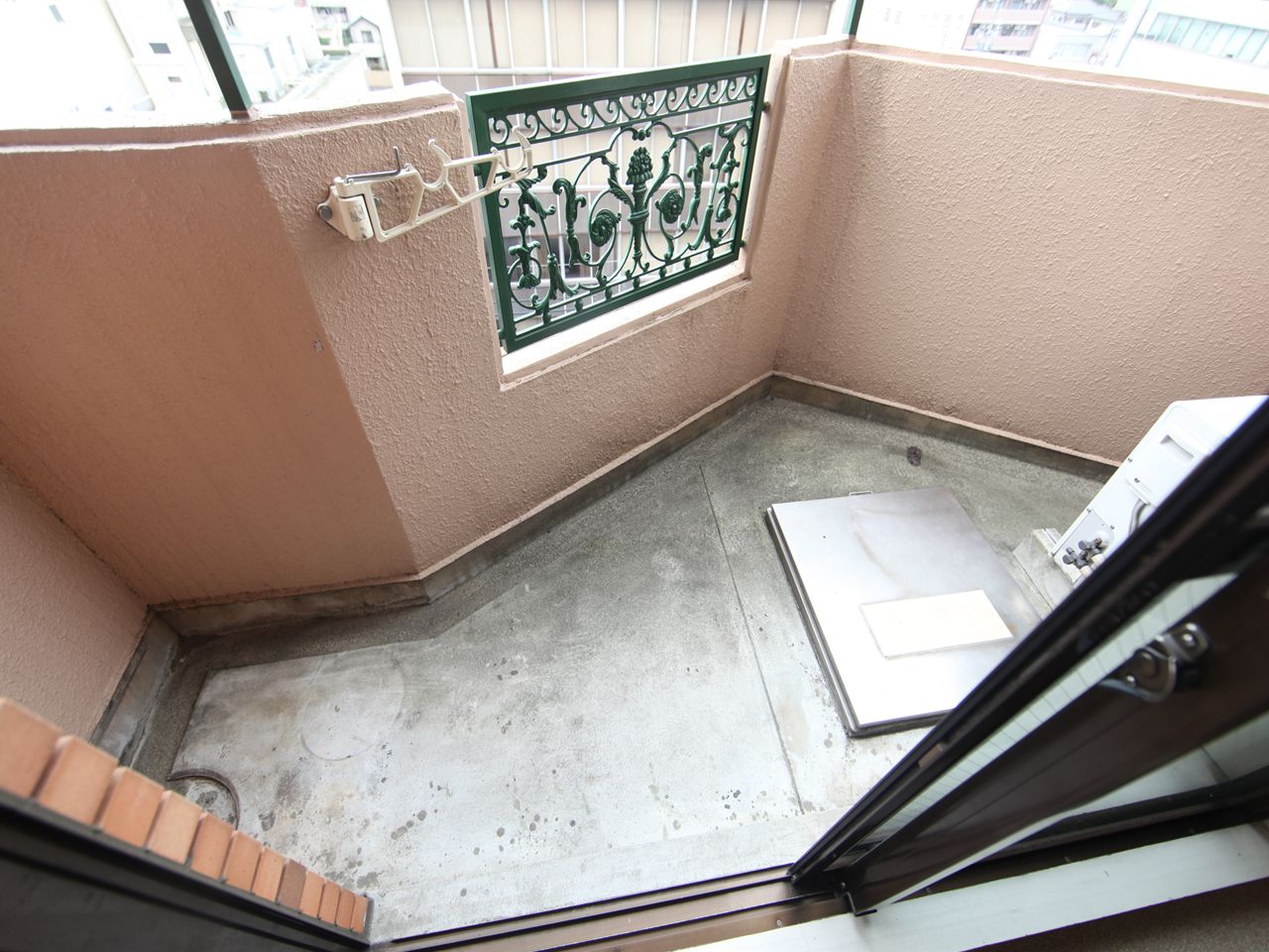 Balcony. Spread balcony