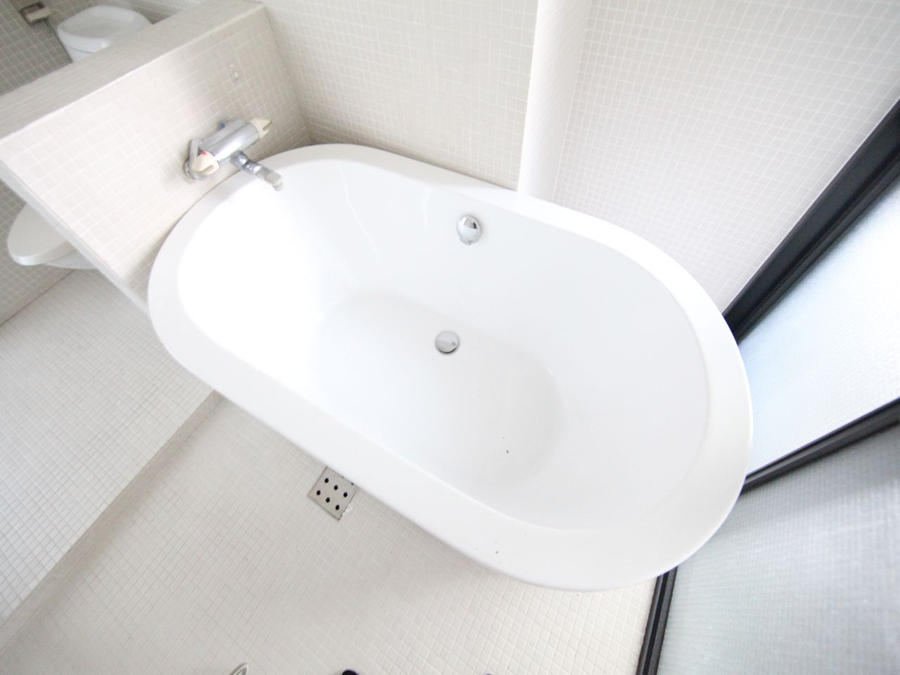 Bath. Bathroom (another bath toilet)