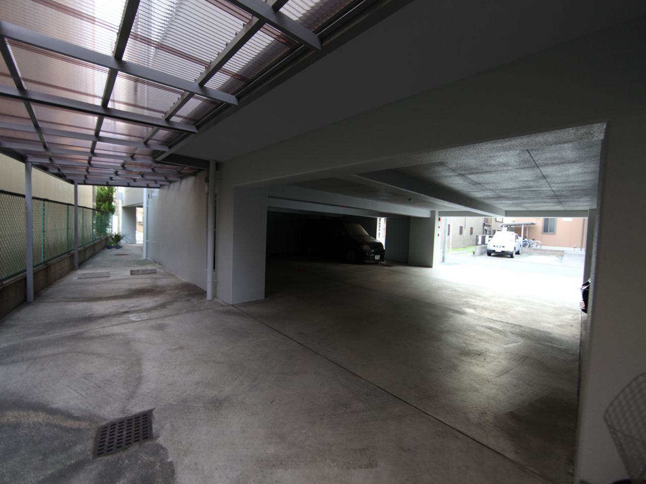 Parking lot. There is parking in the Covered site