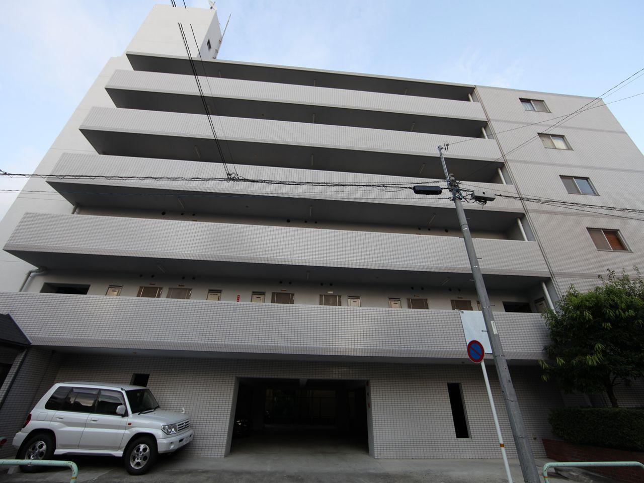 Building appearance. appearance Furniture appliances (refrigerator range washing machines, etc.) will be available