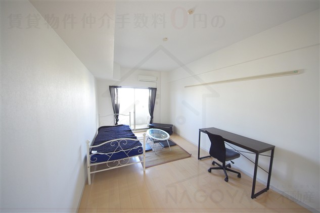 Living and room. Living