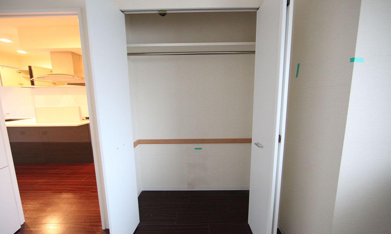 Receipt. closet Storage rich have