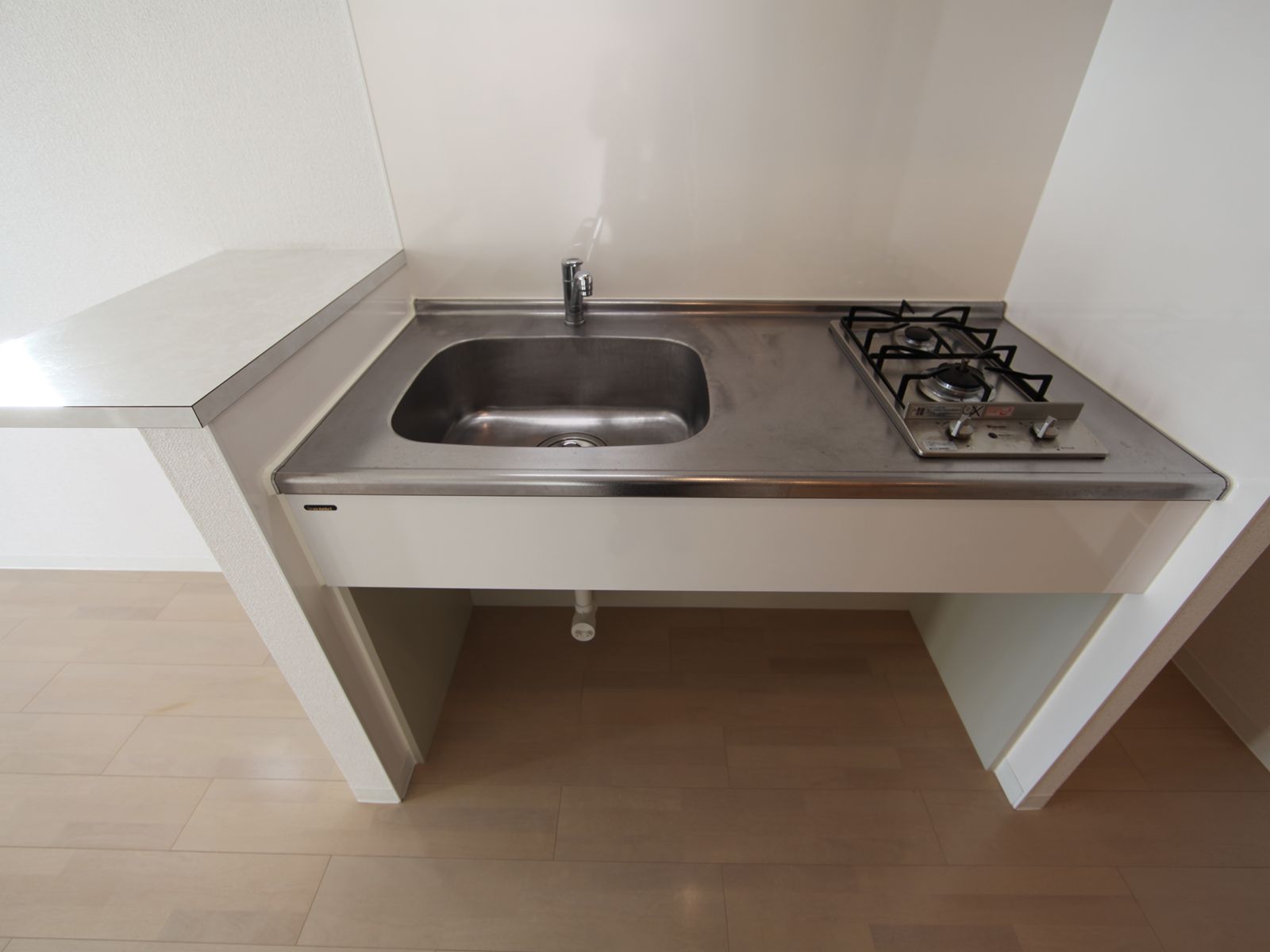 Kitchen. System kitchen (gas 2 burners)