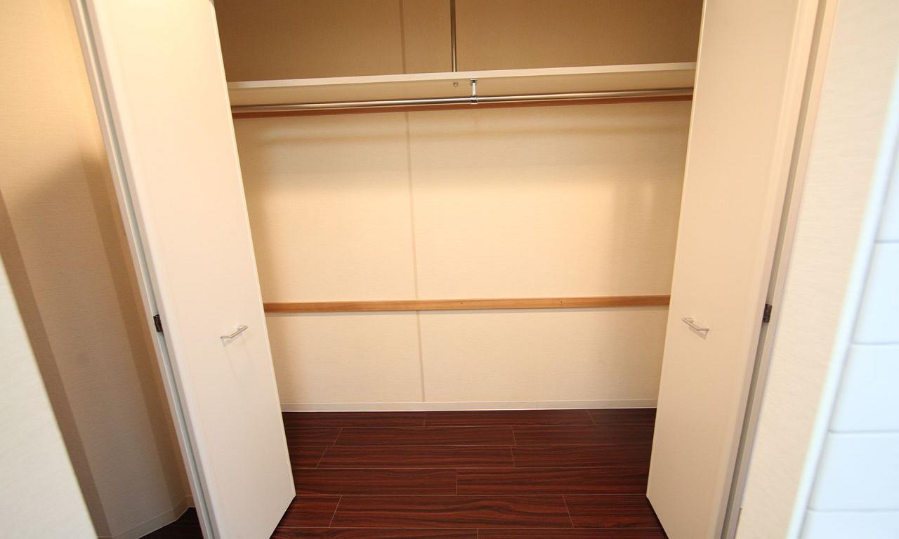 Receipt. Closet two locations (storage rich have)