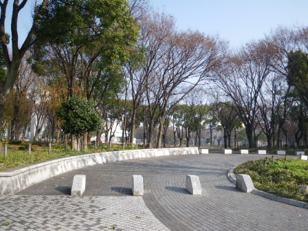 park. Shirakawa 274m to the park (park)