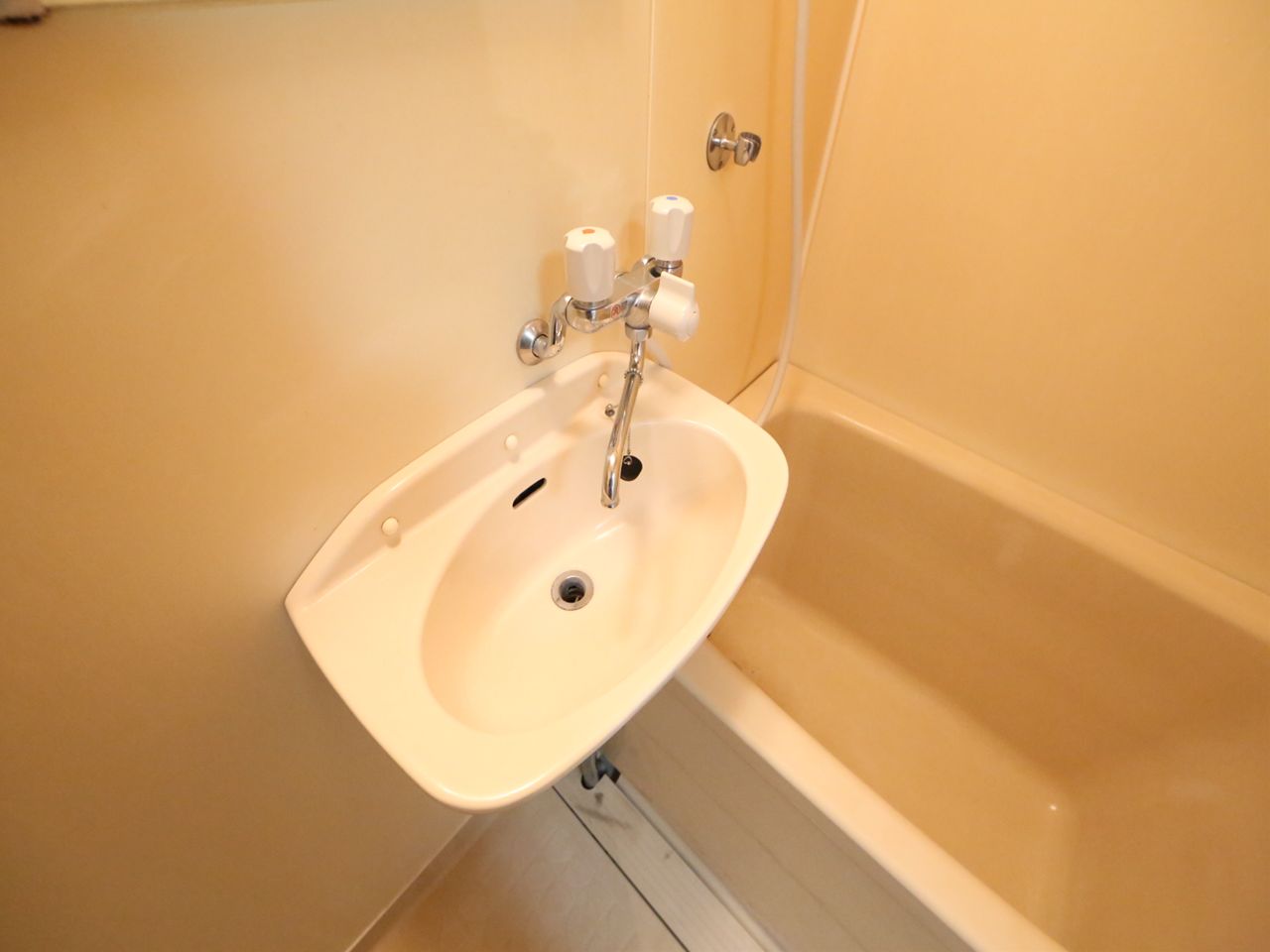 Washroom. Washbasin in the bathroom