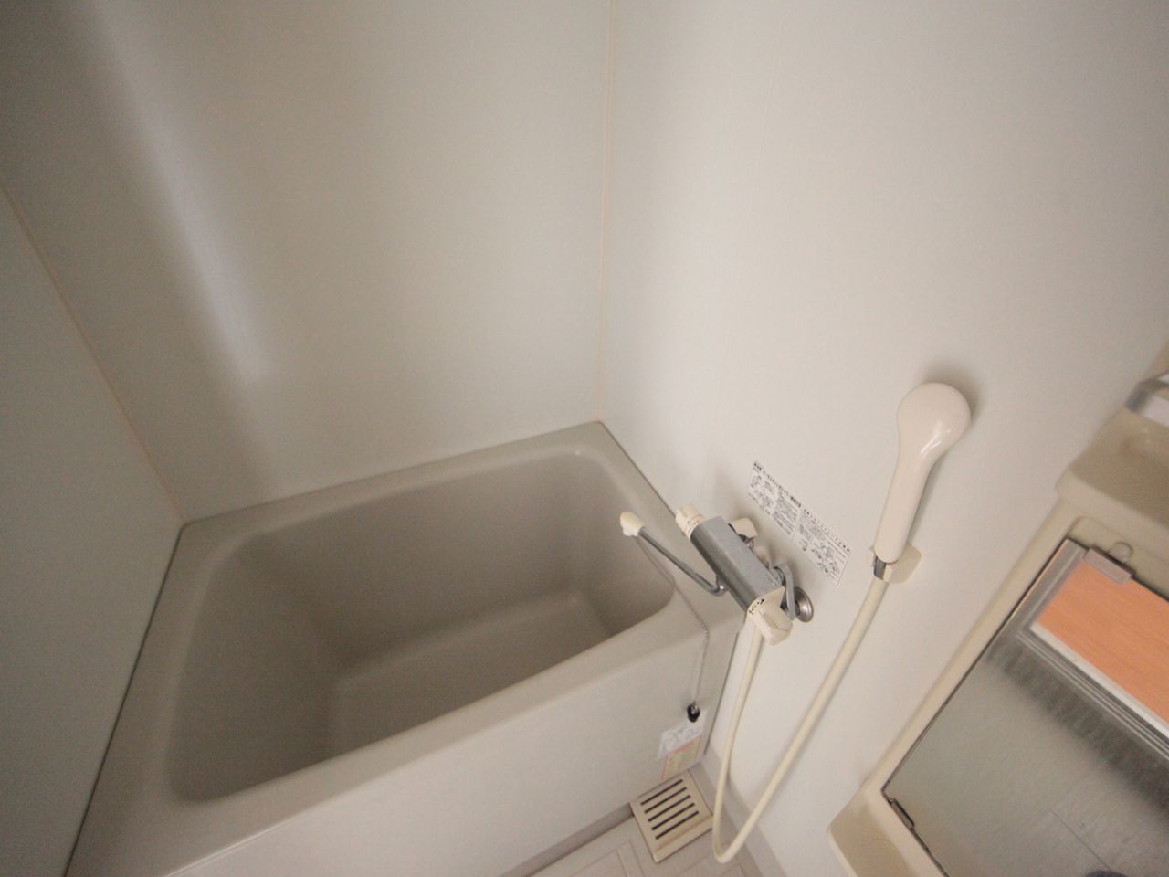 Bath. bus ・ Restroom