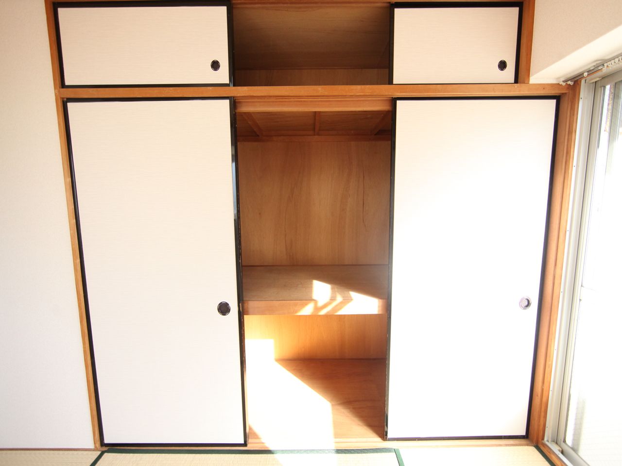 Receipt. Armoire Storage rich have