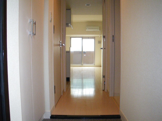 Entrance. When viewed from the front door ※ It will be the same type of room image.