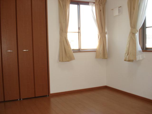 Non-living room. There housed in each room.