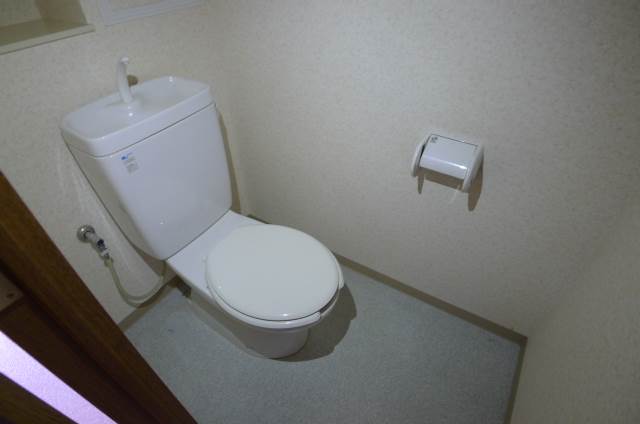Toilet. bus ・ I am happy with another toilet ☆