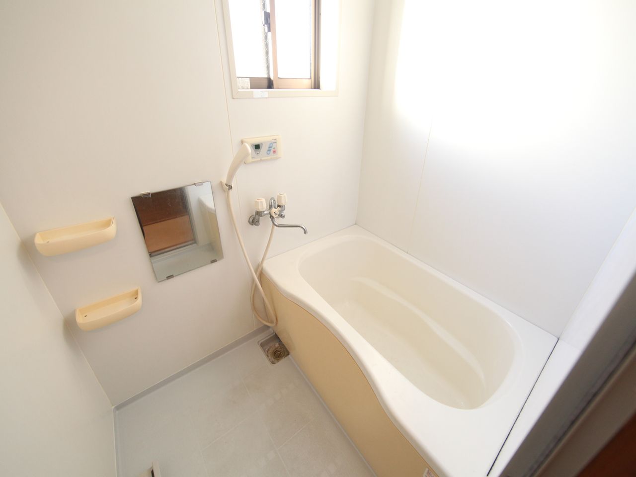 Bath. Bathroom Window there (ventilation is good)