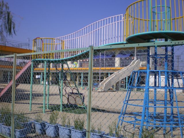 kindergarten ・ Nursery. Launch nursery school (kindergarten ・ 150m to the nursery)