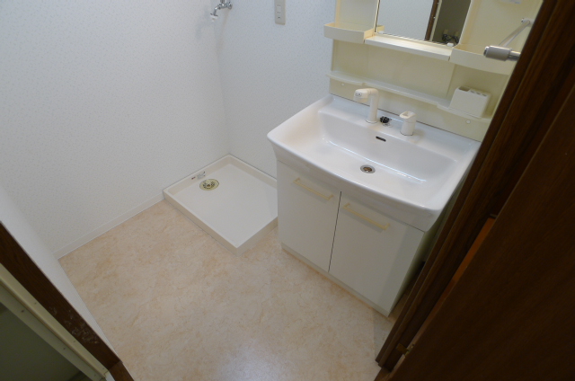 Washroom. Convenient independent wash basin morning