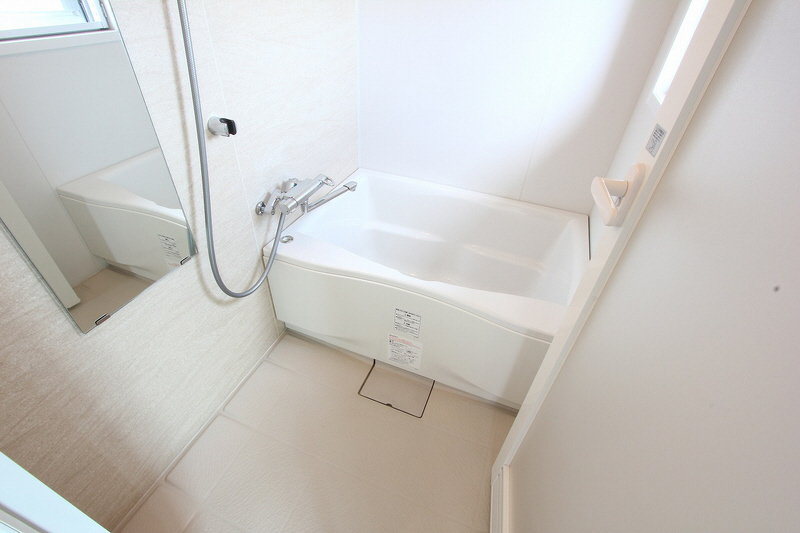 Bath. Bathroom also spacious.