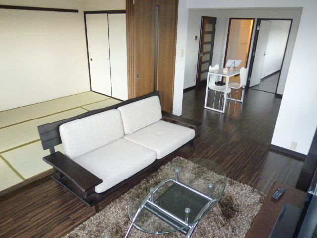 Living and room