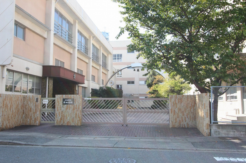 Primary school. Noda 846m up to elementary school (elementary school)