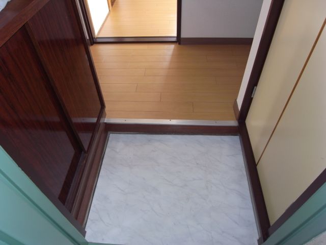 Entrance. It is entrance.