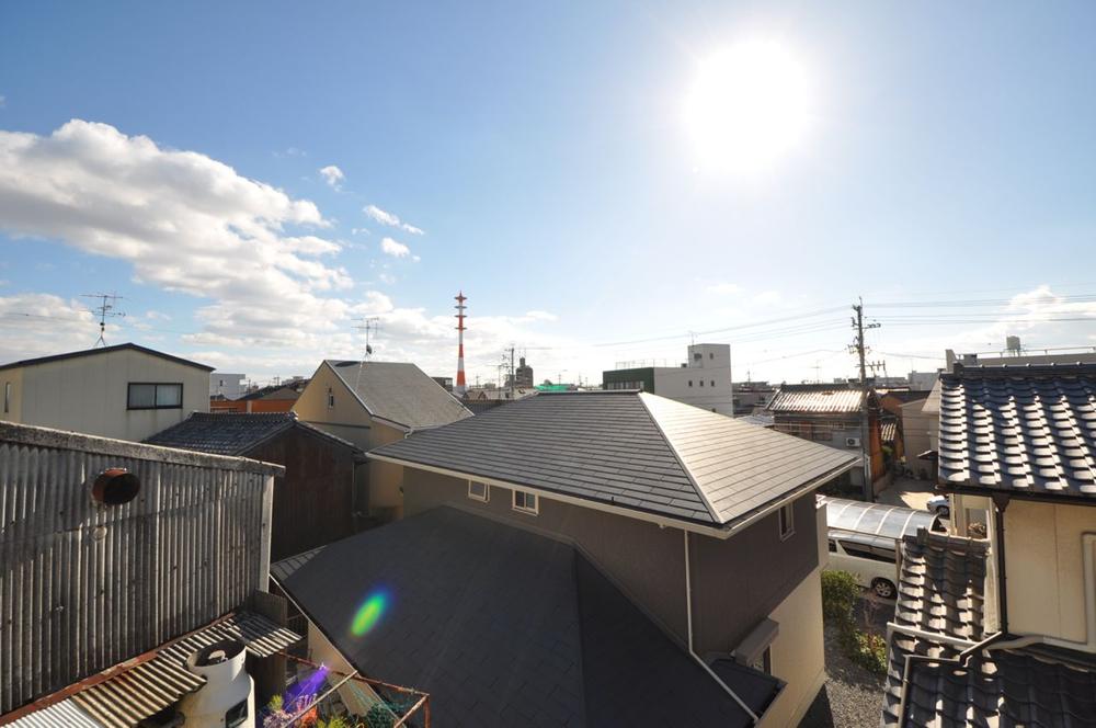 View photos from the dwelling unit. Local (2013 / 12 / 12) shooting