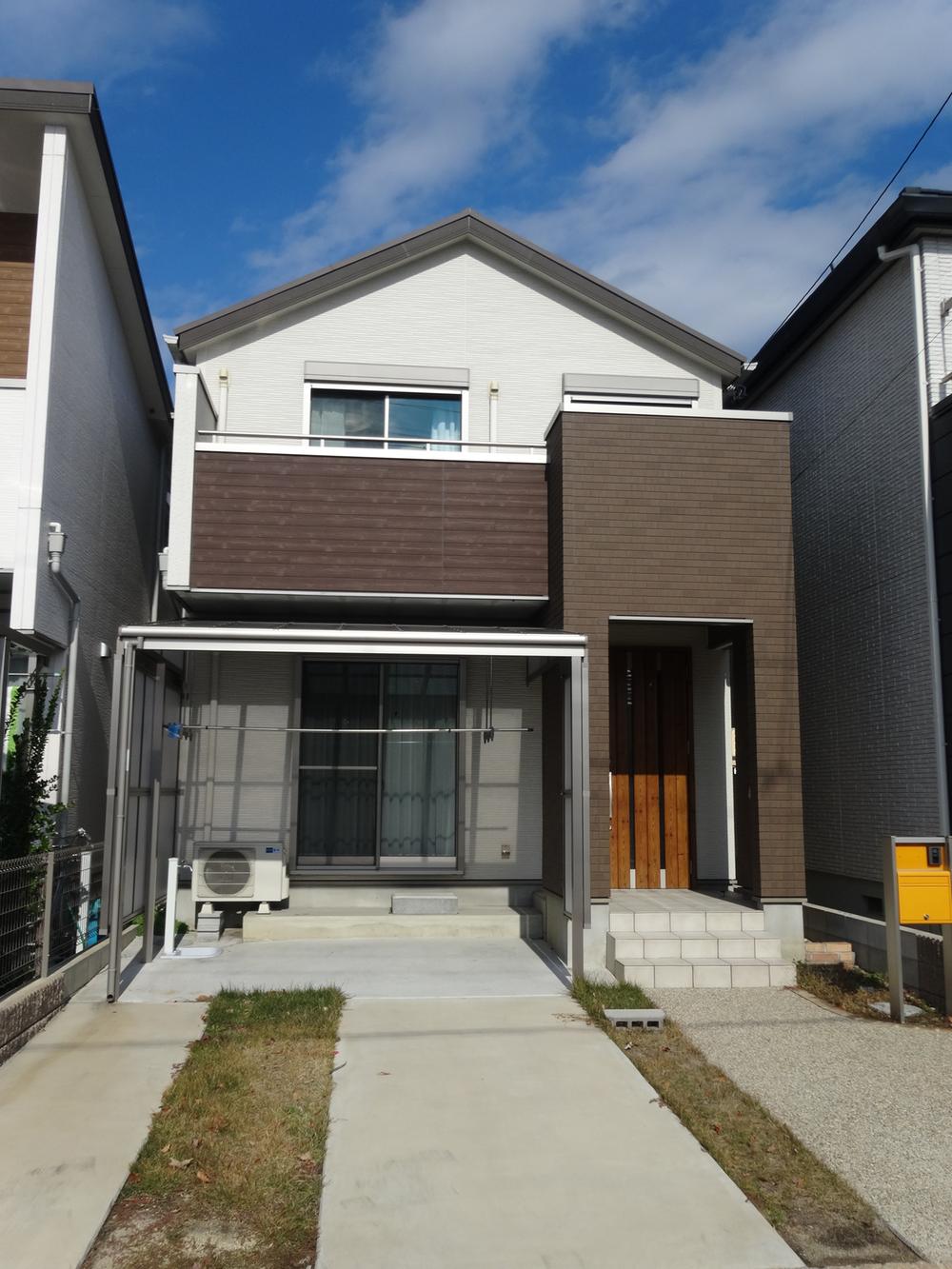 Local appearance photo. Local (12 May 2013) Shooting