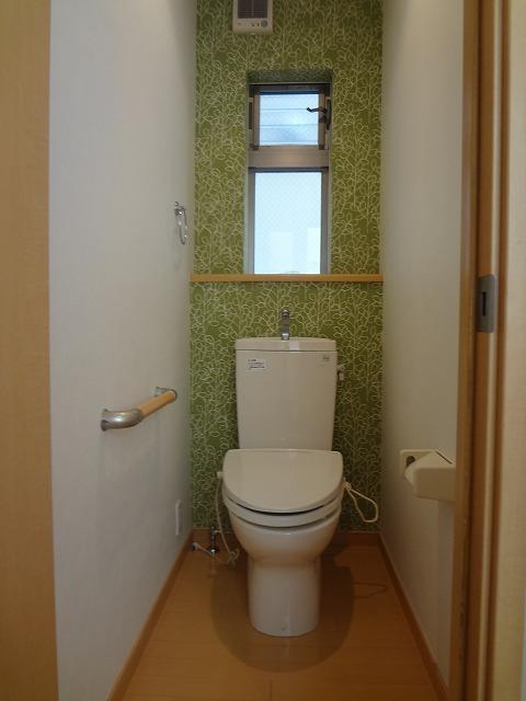 Toilet. Second floor toilet