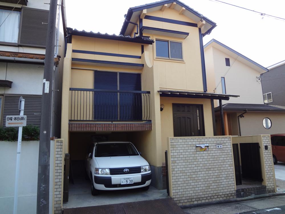 Local appearance photo. Local (11 May 2013) Shooting