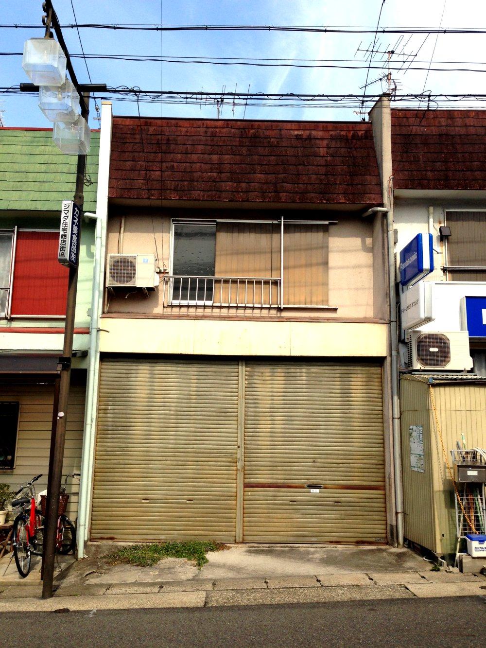 Local appearance photo. Local (March 2013) Shooting