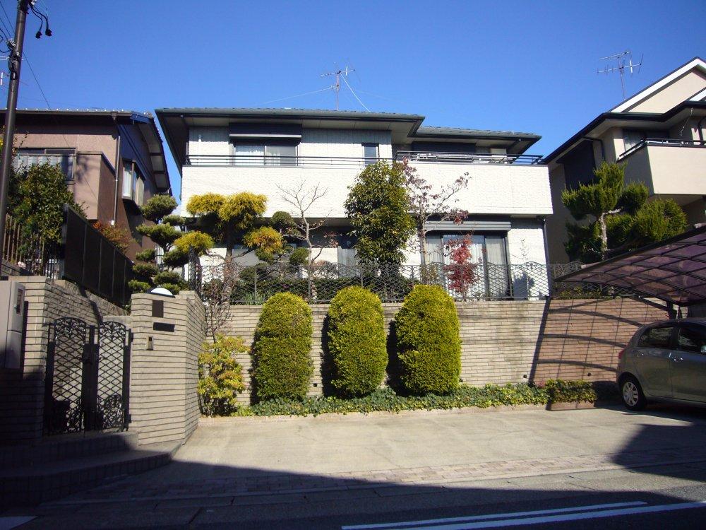 Local appearance photo. Local (12 May 2013) Shooting