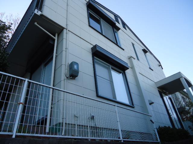 Local appearance photo. Local (12 May 2012) shooting