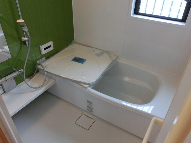 Bathroom. Indoor (April 2013) Shooting