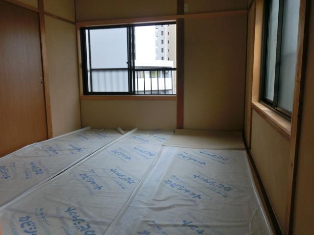 Non-living room. Indoor (April 2013) Shooting