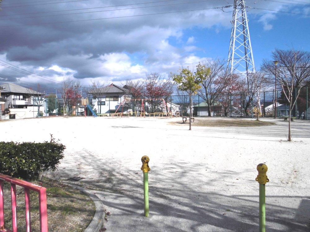 park. 10m to Umegaoka park