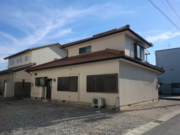 Local appearance photo. North appearance