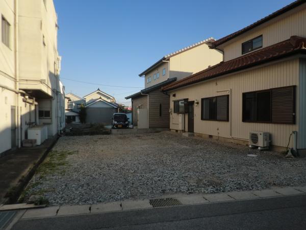 Parking lot. Parking four and over