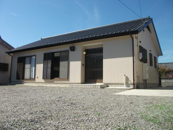 Local appearance photo. It is safe in pre outer wall paint.