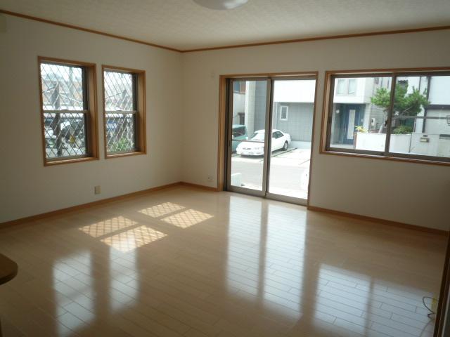 Living. Indoor (July 2013) Shooting