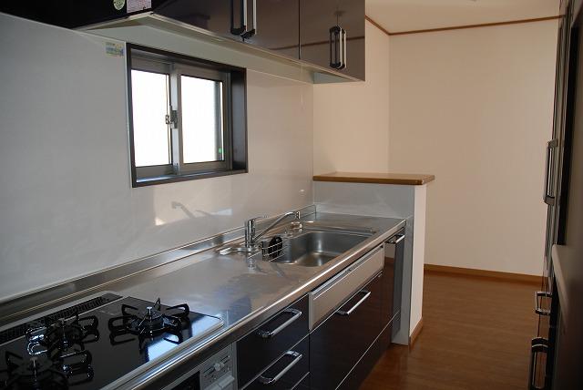 Kitchen. Many storage space, Easy-to-use good kitchen!