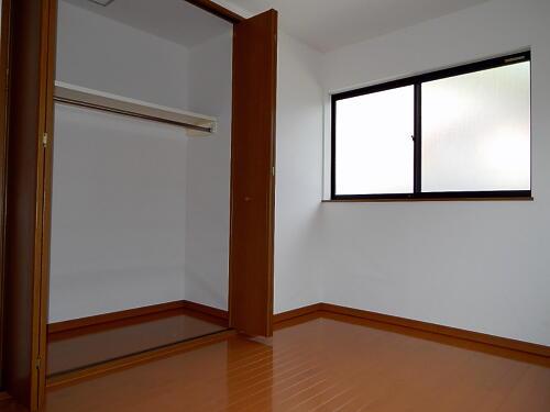 Non-living room. Western-style 1