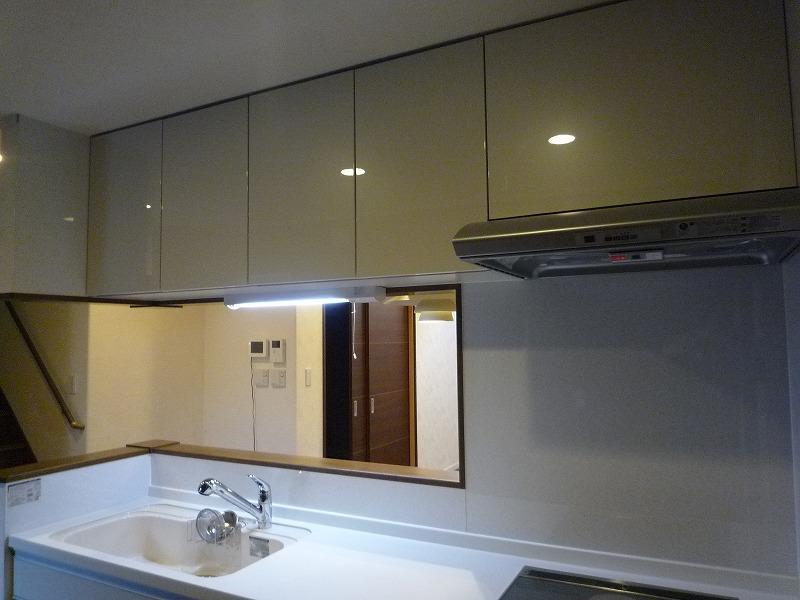 Kitchen. IH cooking heater