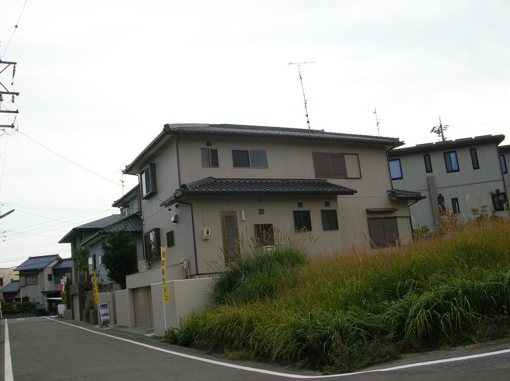 Local appearance photo. Local (11 May 2013) Shooting