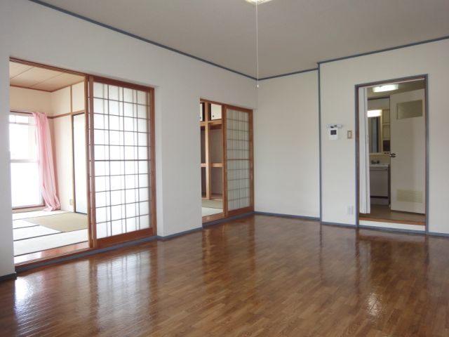 Living and room