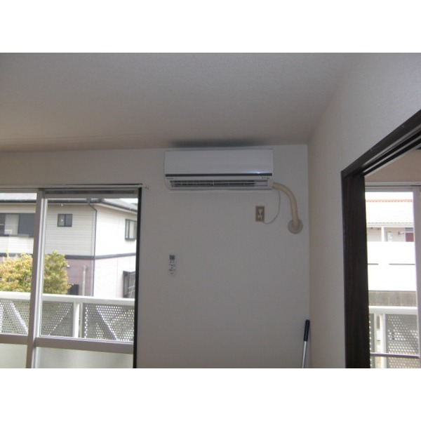 Other Equipment. Air-conditioned