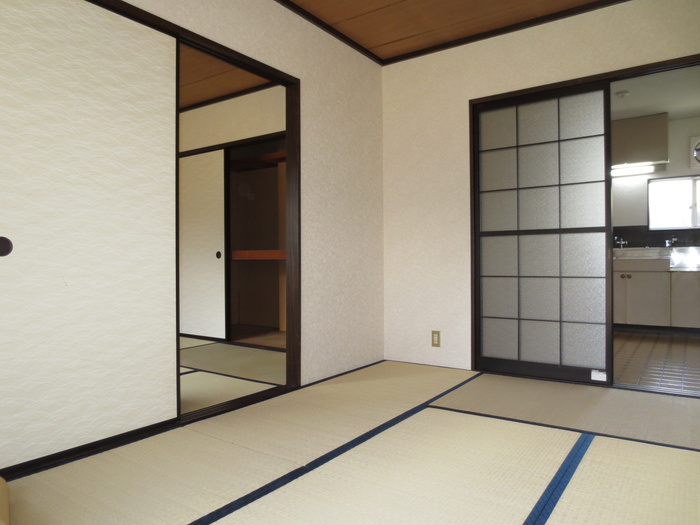 Living and room