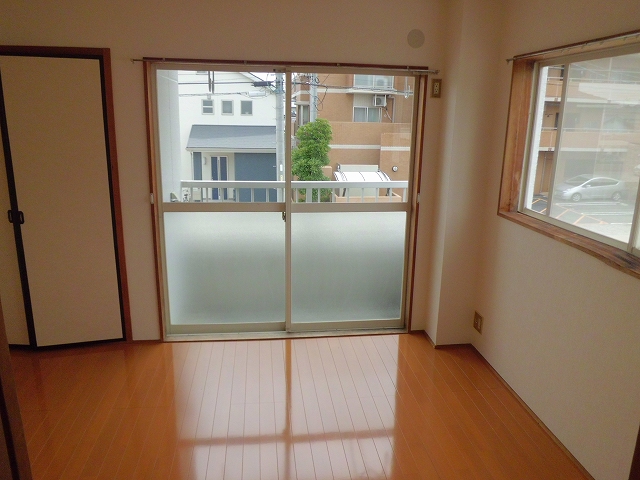 Living and room